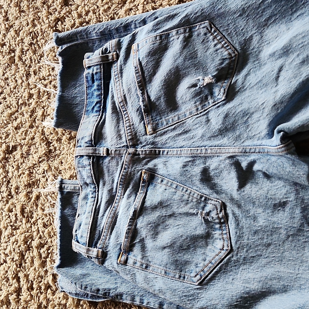 Abercrombie & Fitch ulta high rise straight distressed womans size 4 jeans - Picture 6 of 12
